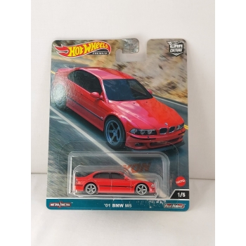 Hot Wheels 1:64 Canyon Warriors - BMW M5 E39 2001 red